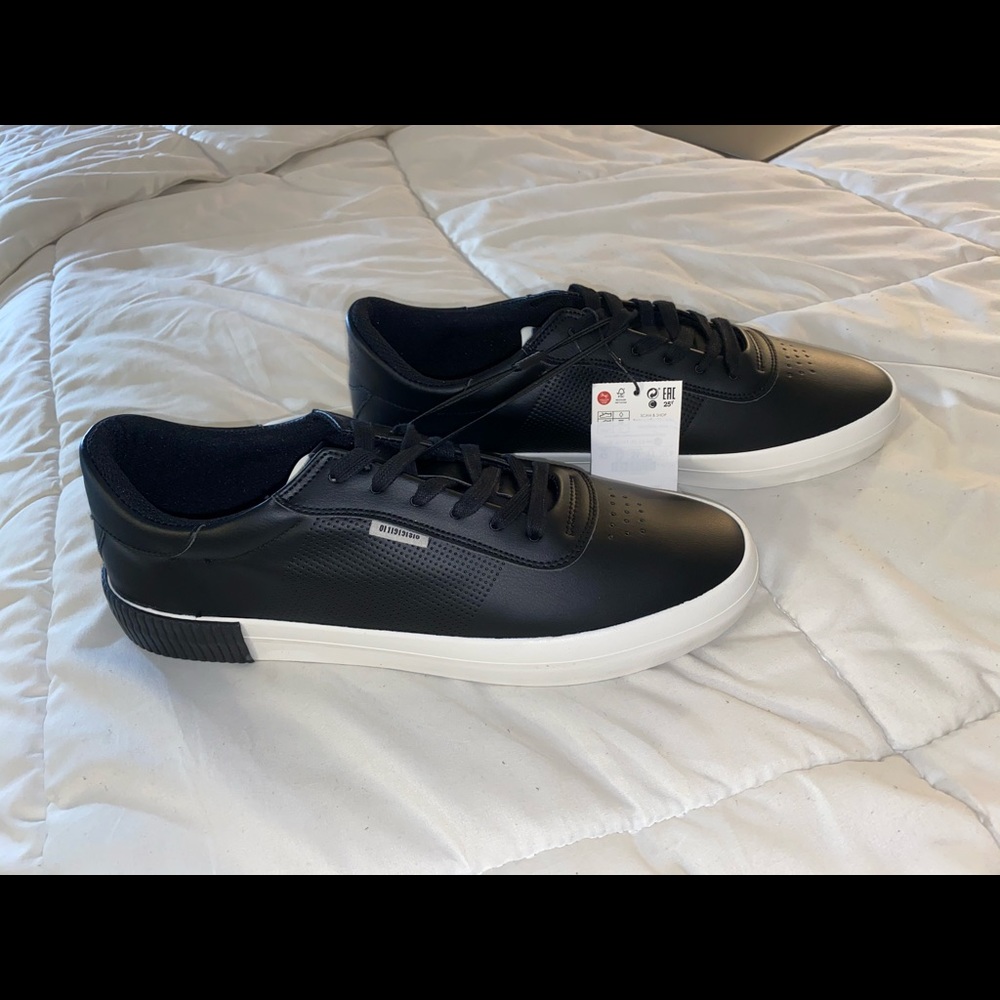 Black&White Leather Bershka Men’s Sneakers